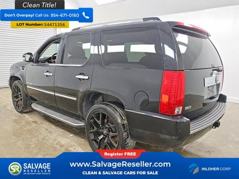 Used 2011 Cadillac Escalade Luxury AWD/4WD image 3