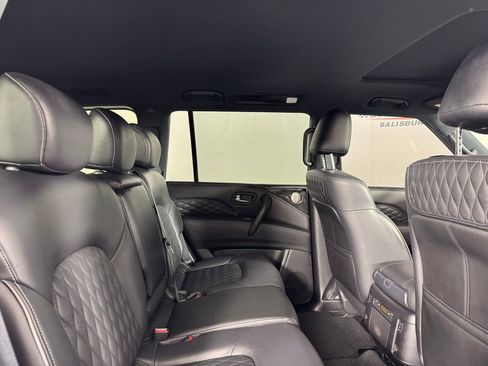 Used 2024 INFINITI QX80 Sensory w/ Cargo Package AWD/4WD image 43