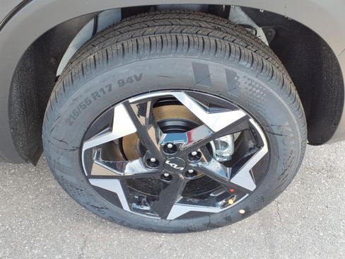 New 2026 Kia Seltos S AWD/4WD image 10