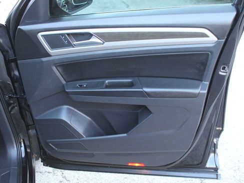 Used 2018 Volkswagen Atlas SE image 22