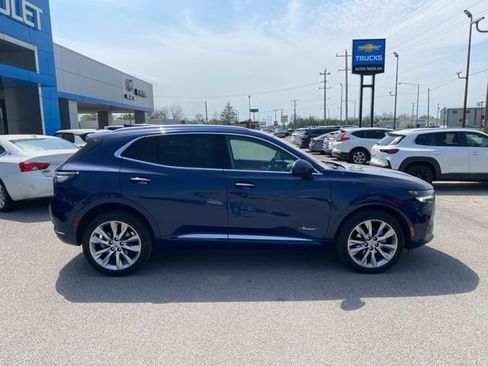 Used 2023 Buick Envision Avenir image 7