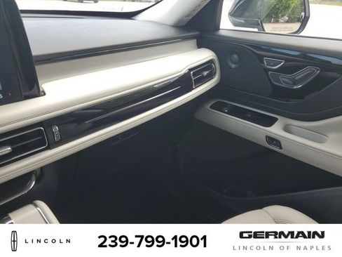 New 2025 Lincoln Aviator Reserve image 33