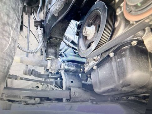 Used 2017 Hyundai Elantra SE FWD image 34