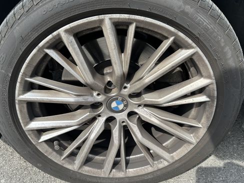 Certified 2023 BMW 330i xDrive Sedan w/ Premium Package AWD/4WD image 12