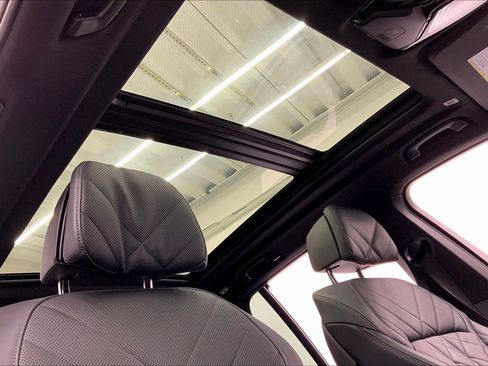 Certified 2023 BMW X5 xDrive40i w/ Executive Package image 28