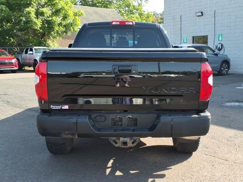 Used 2015 Toyota Tundra SR5 w/ TRD Off Road Package AWD/4WD image 4