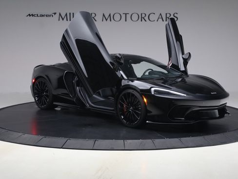 Used 2023 McLaren GT RWD image 20