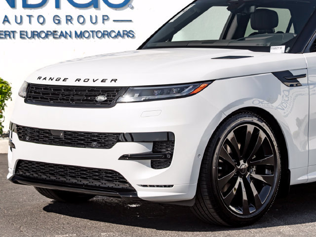 New 2026 Land Rover Range Rover Sport Dynamic SE AWD/4WD image 2
