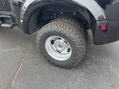 Used 2024 Ford F350 Lariat w/ Lariat Ultimate Package image 39