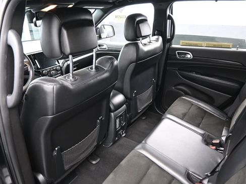 Used 2020 Jeep Grand Cherokee Altitude image 35