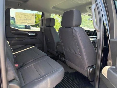 New 2026 GMC Sierra 1500 SLE w/ Preferred Package AWD/4WD image 5
