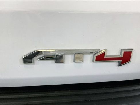 Used 2023 GMC Yukon XL AT4 w/ AT4 Premium Plus Package AWD/4WD image 26