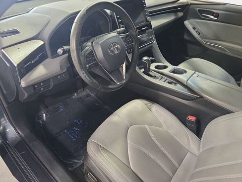 Used 2021 Toyota Avalon XLE FWD image 16
