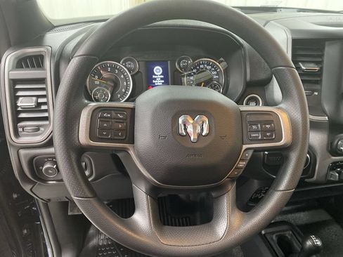 Used 2021 RAM 2500 Tradesman w/ Chrome Appearance Group AWD/4WD image 14