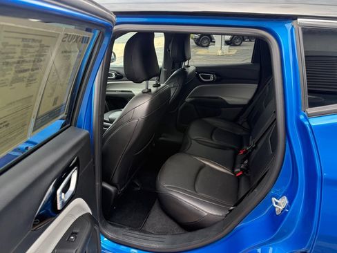 Used 2024 Jeep Compass Limited AWD/4WD image 18