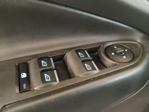 Used 2019 Ford Escape Titanium FWD image 27