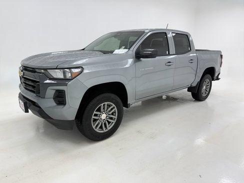 Used 2026 Chevrolet Colorado LT w/ Advanced Trailering Package RWD image 5