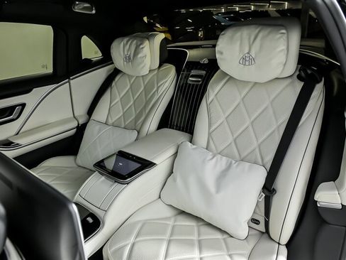 Used 2024 Mercedes-Benz Maybach S 680 4MATIC image 26