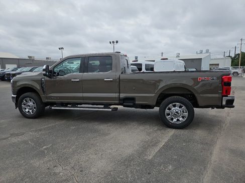 New 2026 Ford F350 Lariat w/ Lariat Premium Package AWD/4WD image 7