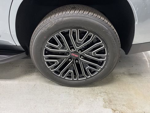 New 2026 GMC Yukon Elevation image 34