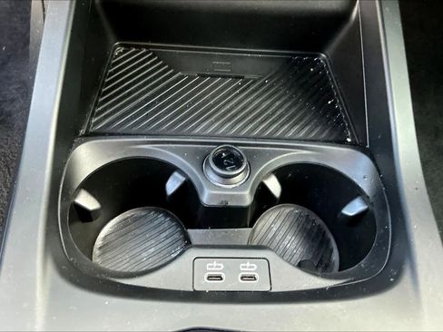 Used 2025 BMW M235i xDrive w/ Premium Package image 39