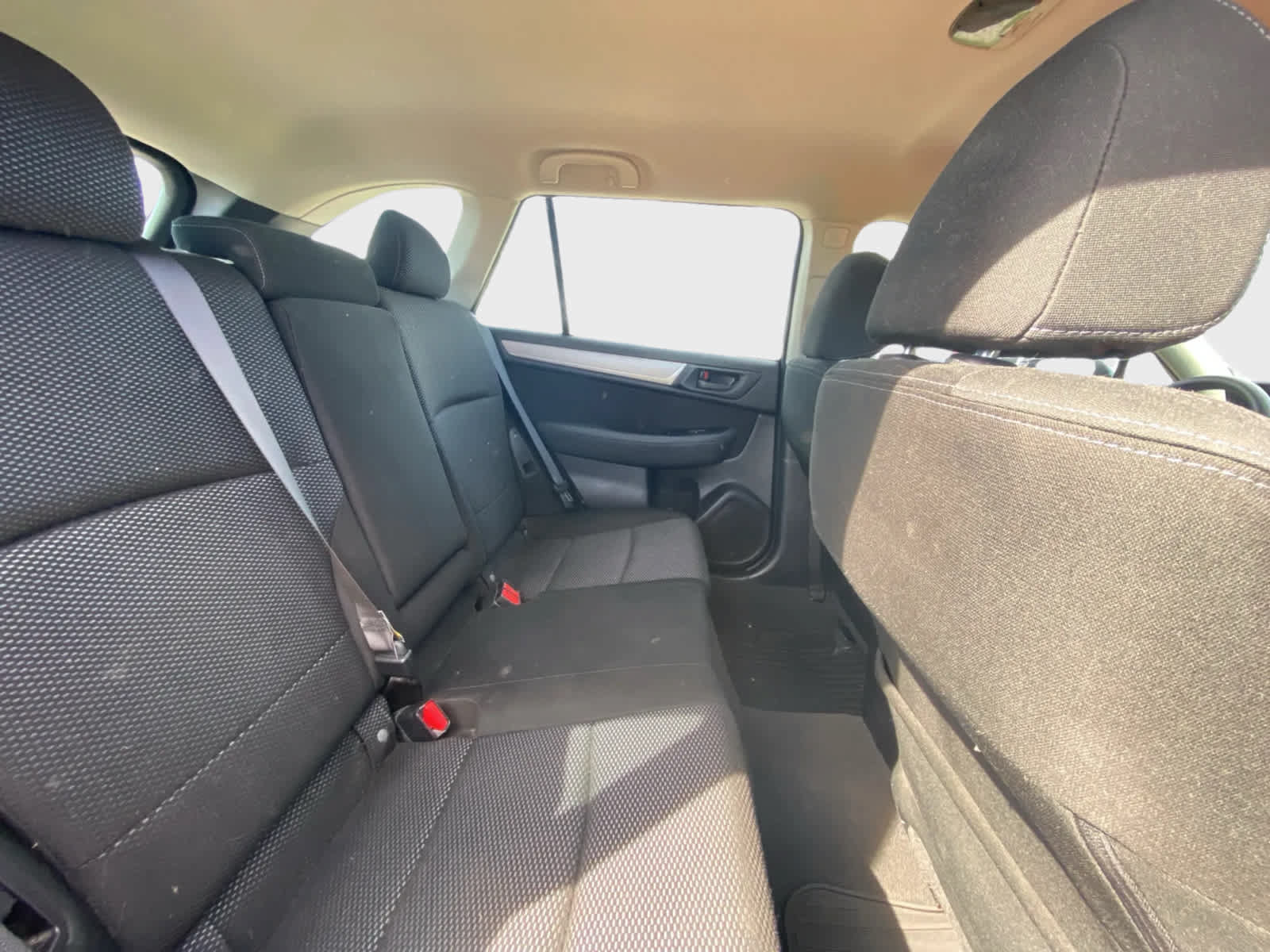 Used 2017 Subaru Outback 2.5i AWD/4WD image 14