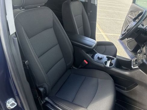 Used 2022 GMC Terrain SLE AWD/4WD image 29
