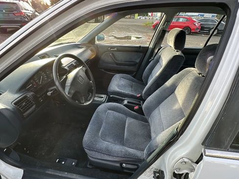 Used 1992 Honda Accord LX image 7