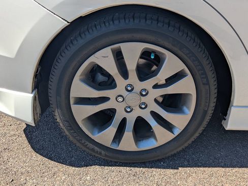 Used 2013 Subaru Impreza 2.0i Sport Limited image 9