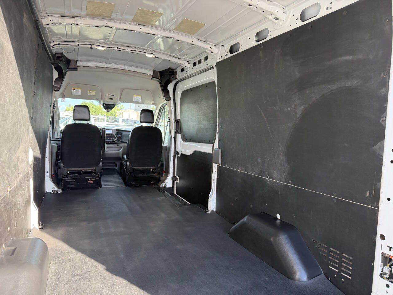 Used 2025 Ford Transit 250 148 Medium Roof w/ Load Area Protection Package RWD image 32
