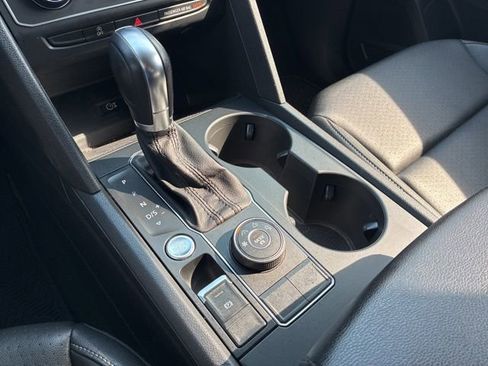 Used 2019 Volkswagen Atlas SE w/ Towing Package image 38