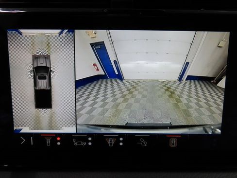 Used 2024 GMC Sierra 3500 Denali w/ Denali Reserve Package image 15