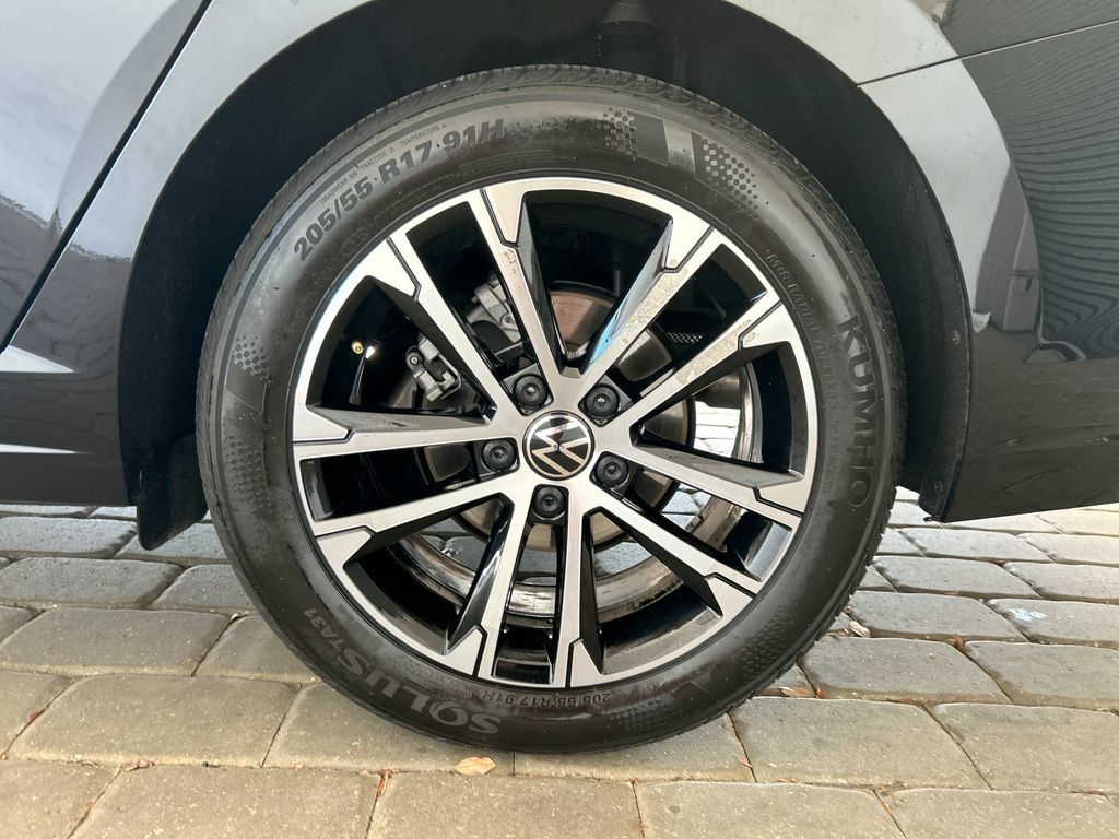 Certified 2024 Volkswagen Jetta Sport FWD image 38