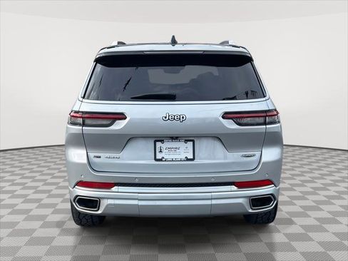 Used 2021 Jeep Grand Cherokee L Summit w/ Luxury Tech Group V image 5