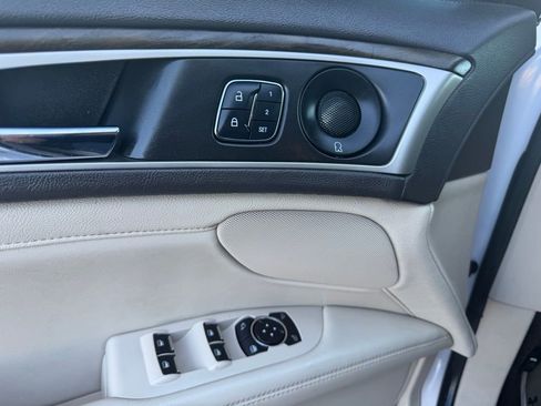 Used 2018 Lincoln MKZ Reserve w/ Technology Package image 27