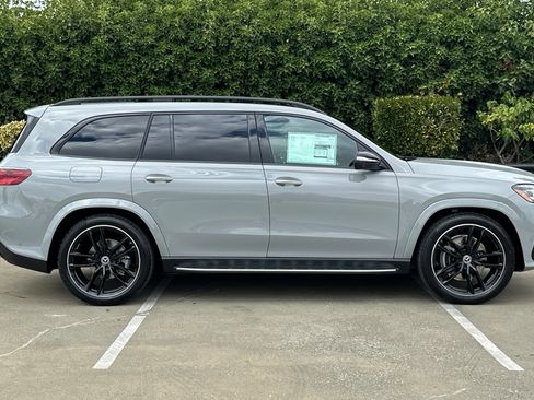 New 2025 Mercedes-Benz GLS 580 4MATIC image 7