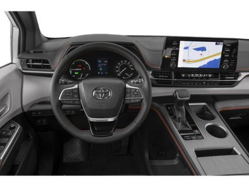 Used 2021 Toyota Sienna XSE w/ XSE Plus Package FWD image 10