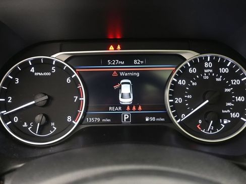 Used 2023 Nissan Sentra SV w/ SV Premium Package FWD image 10