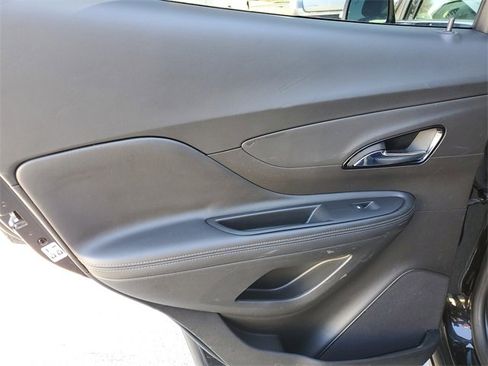 Used 2018 Buick Encore Premium image 13