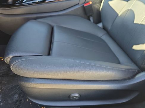 Used 2025 Mercedes-Benz CLA 250 image 30