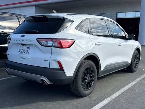 Used 2020 Ford Escape SE Sport FWD image 5