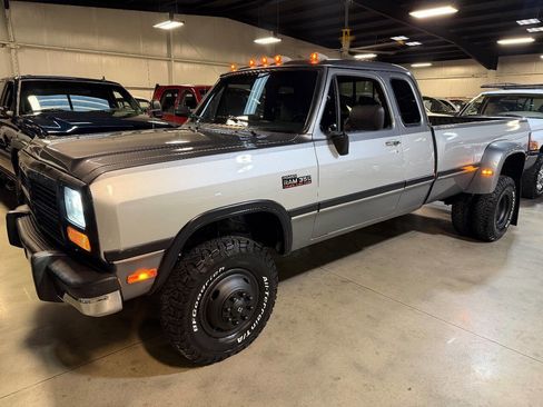 Used 1993 Dodge D/W Truck 350 image 10
