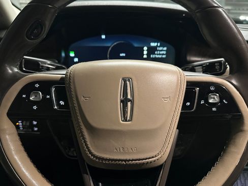 Used 2020 Lincoln Aviator Reserve w/ Equipment Group 202A image 25