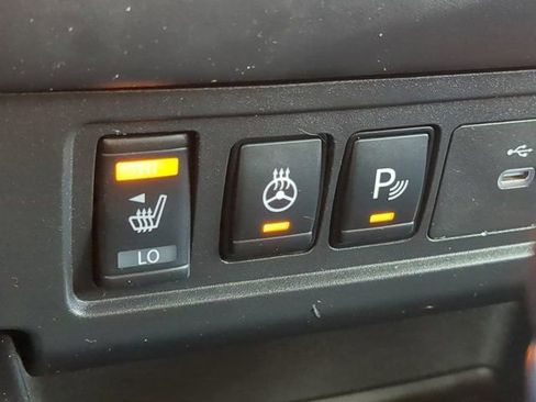 Used 2023 Nissan Frontier PRO-4X w/ Pro Convenience Package image 22