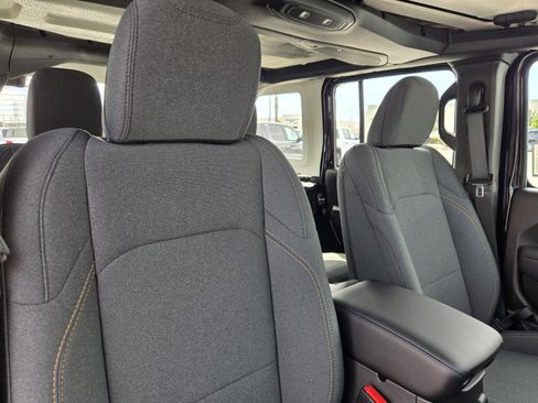 New 2026 Jeep Wrangler Unlimited Sport image 33