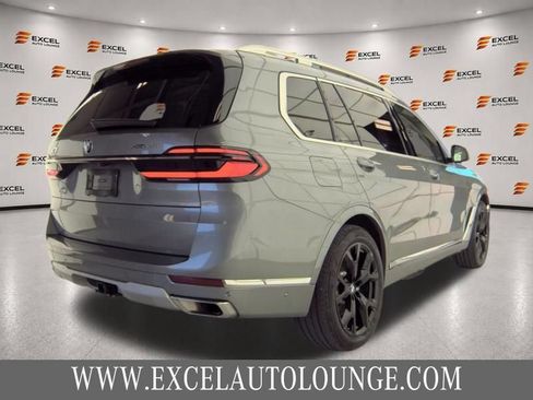 Used 2024 BMW X7 xDrive40i AWD/4WD image 4