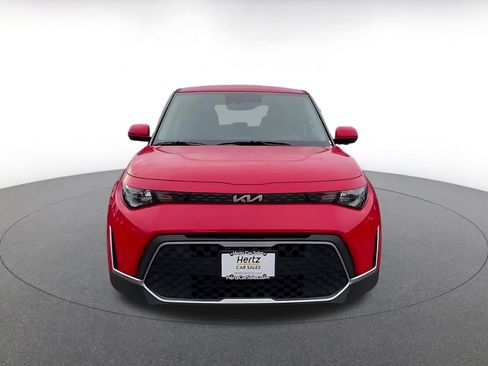 Used 2025 Kia Soul LX w/ LX Technology Package image 4
