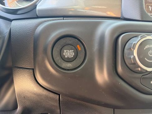 Used 2023 Jeep Wrangler Unlimited Sahara w/ Cold Weather Group AWD/4WD image 30
