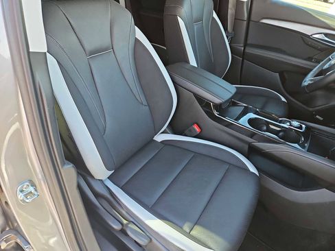 Certified 2024 Buick Envision Sport Touring image 22