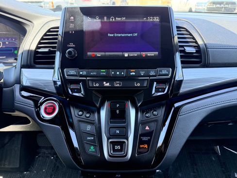 Used 2022 Honda Odyssey Elite image 15